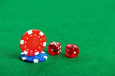 Live roulette wheel and betting interface on wow99